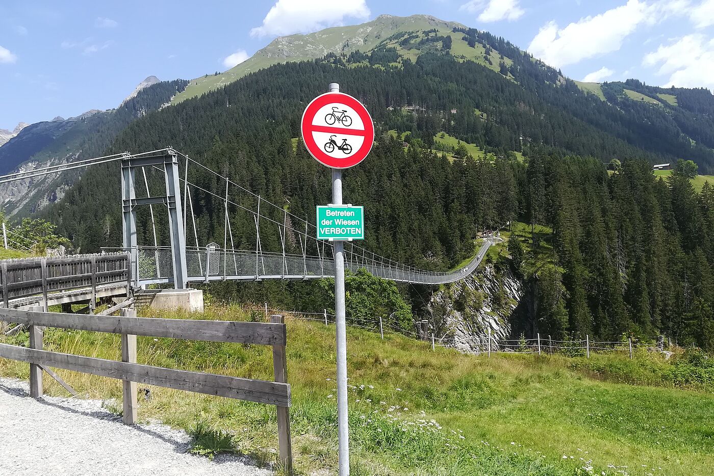Bike&Hike-Tour Lechtal Holzgauer Hängebrücke